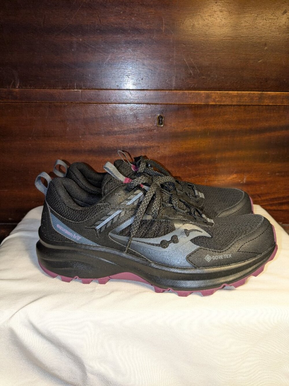 Saucony Womens 9 Excursion TR17 GTX Gore-Tex Waterproof Trail NWOB Sample Shoes